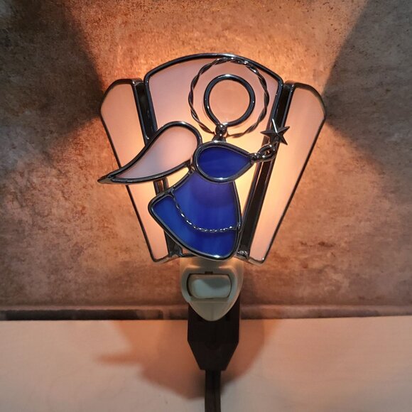 Stained Glass Angel Plug In Nightlight Blue White Silver Plate Finish - Picture 14 of 14